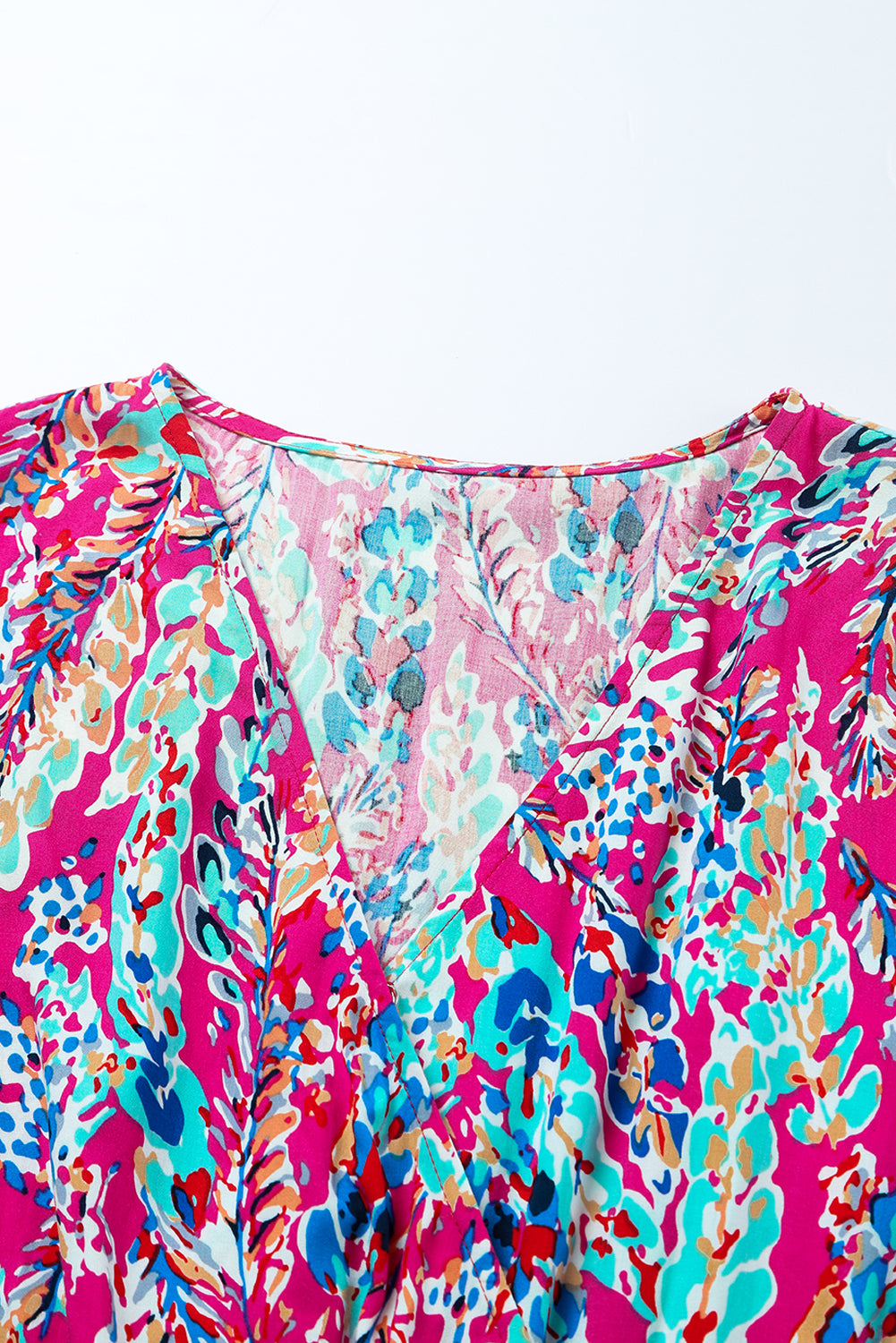 Wholesale Abstract Print Wrap V Neck Flutter Sleeve Mid Length Summer Dress