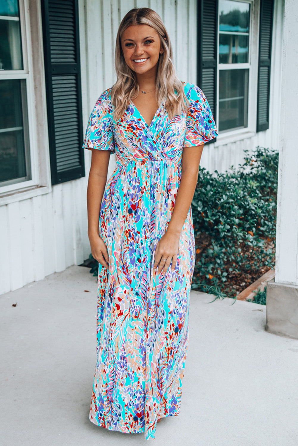 Wholesale Abstract Print Wrap V Neck Flutter Sleeve Mid Length Summer Dress