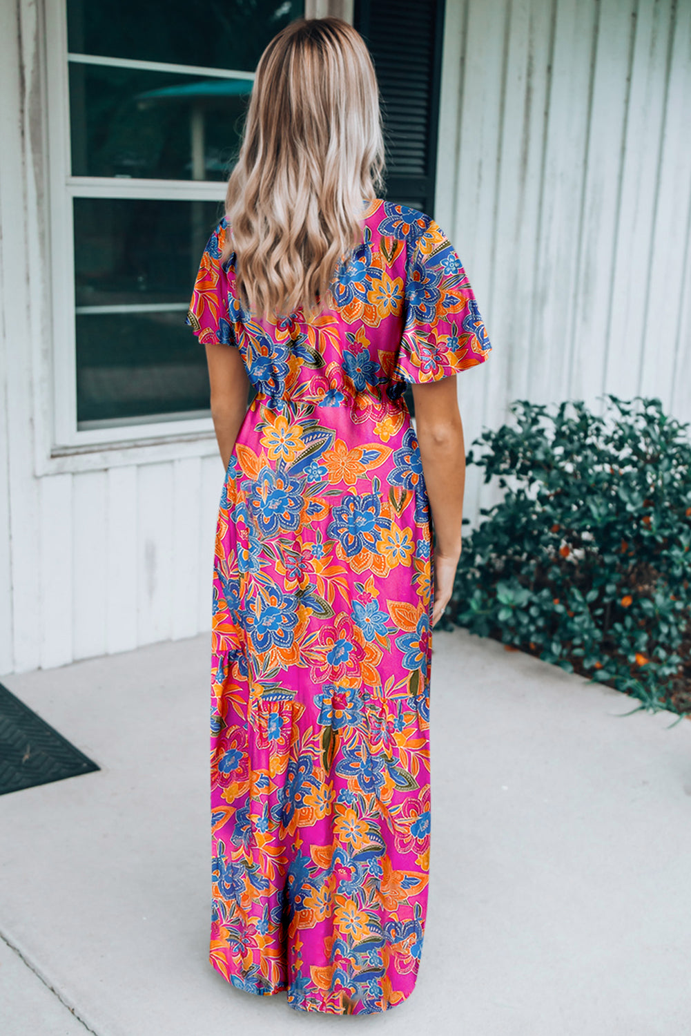 Wholesale Abstract Print Wrap V Neck Flutter Sleeve Mid Length Summer Dress
