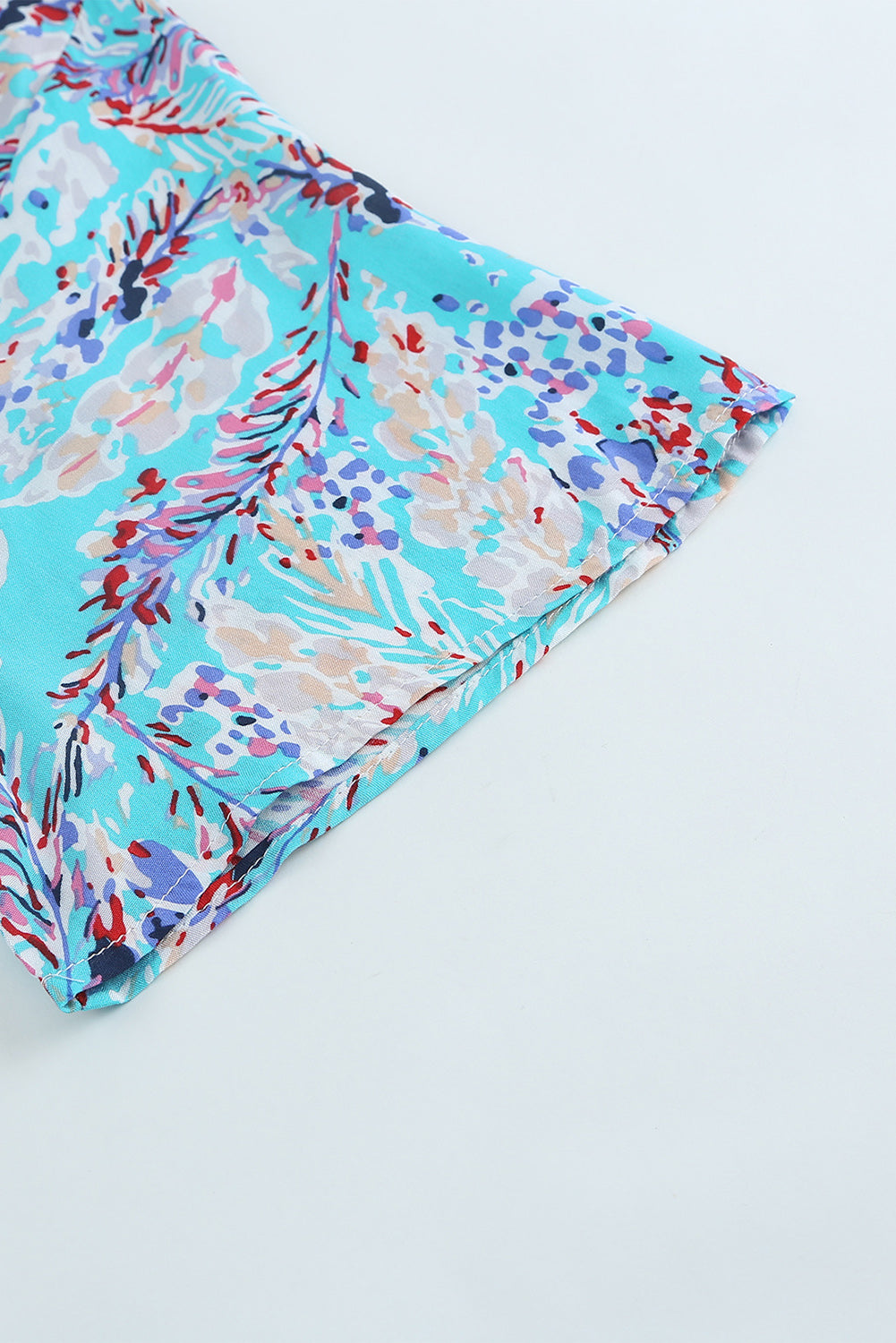 Wholesale Abstract Print Wrap V Neck Flutter Sleeve Mid Length Summer Dress